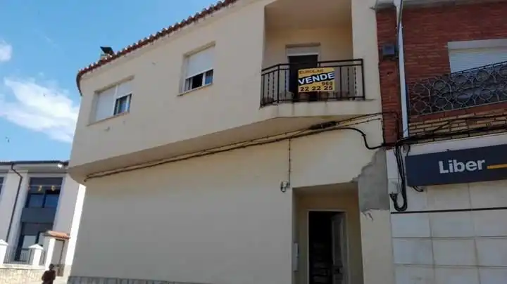Vista exterior de Casa o chalet en venta en Talayuelas con Terraza y Balcón
