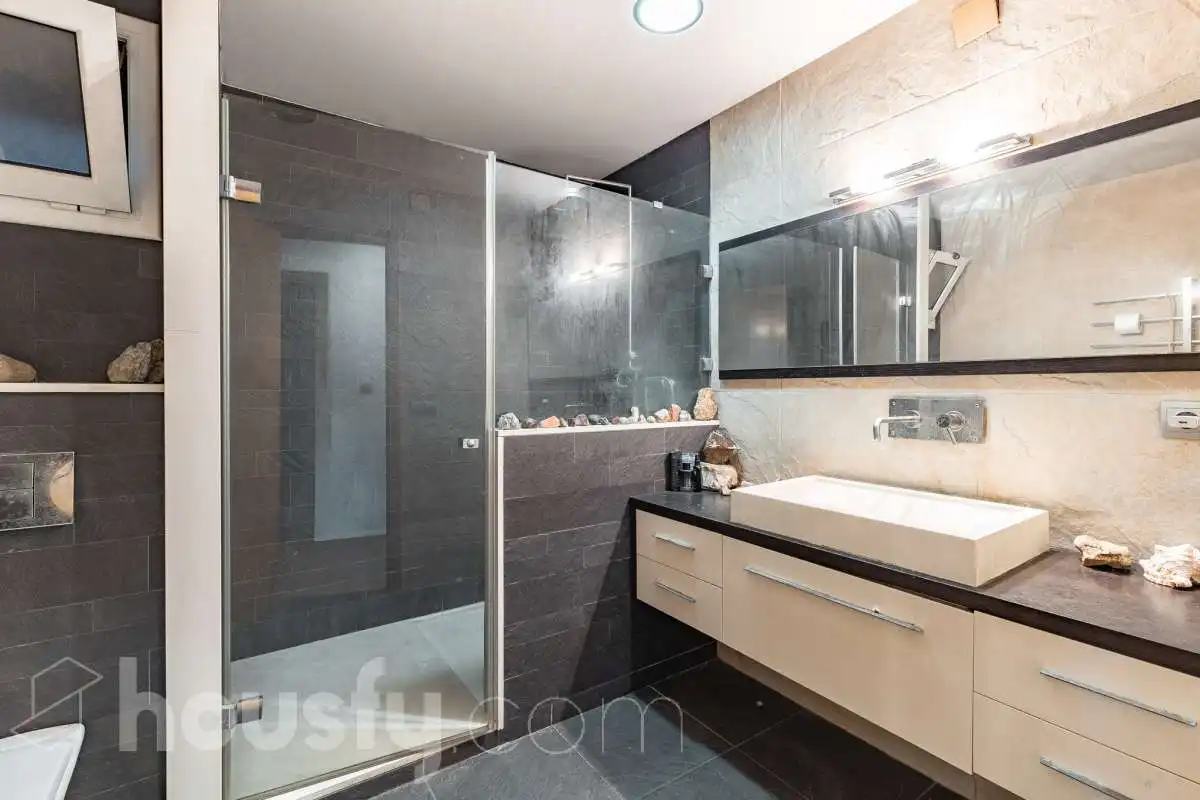 Flat for sale in Rubí, Barcelona