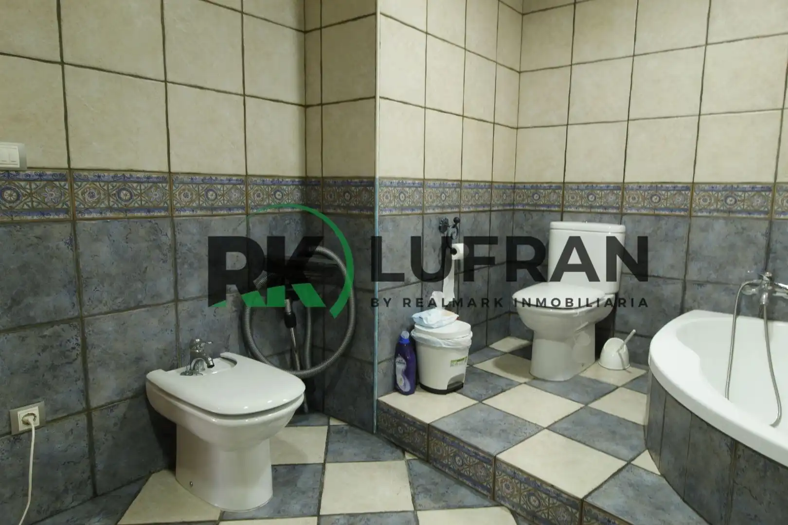 Flat for sale in Calle ARGENTINA, Sax