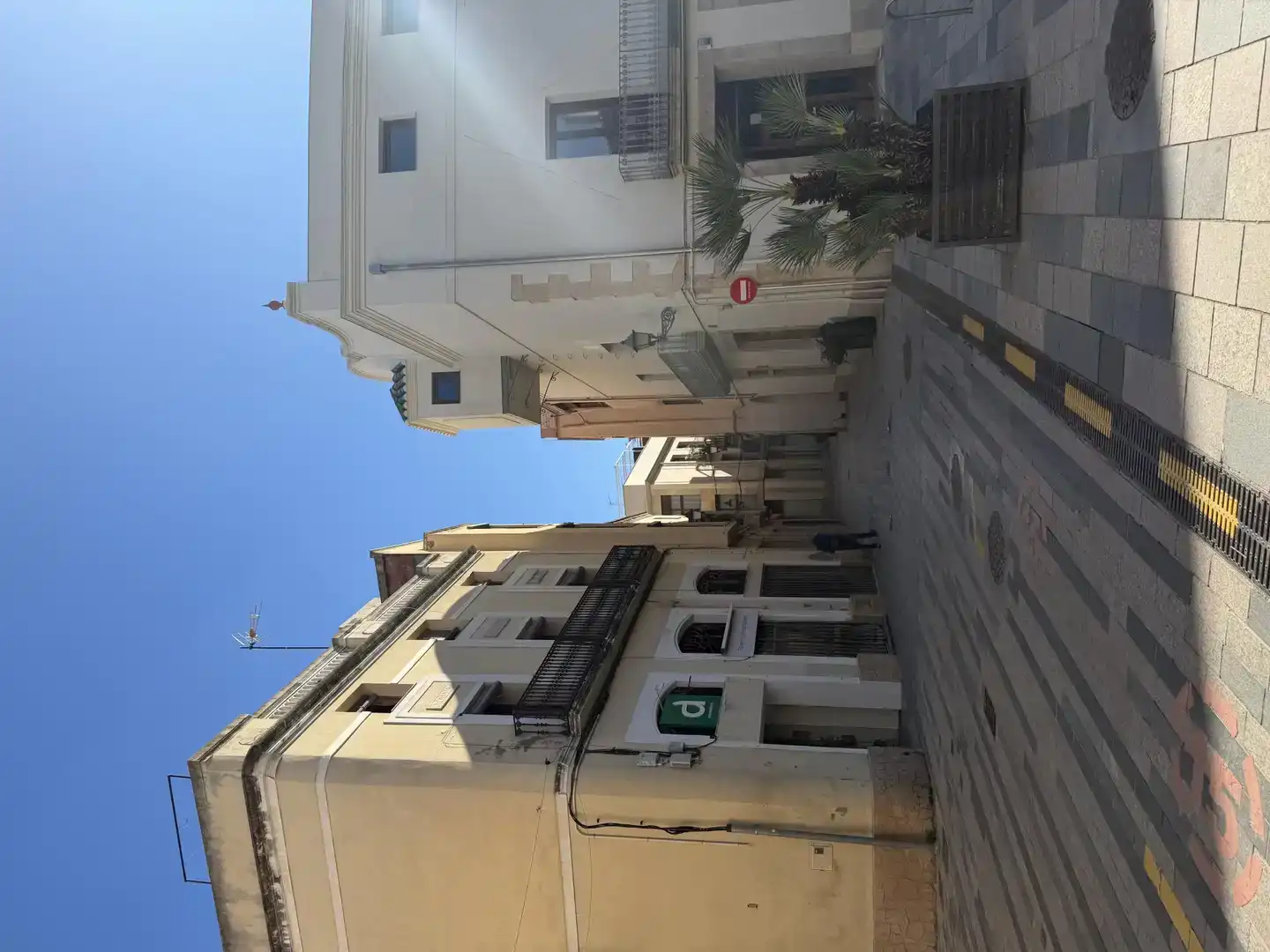 Vista exterior de Casa adosada en venda en Vila-seca amb Balcó