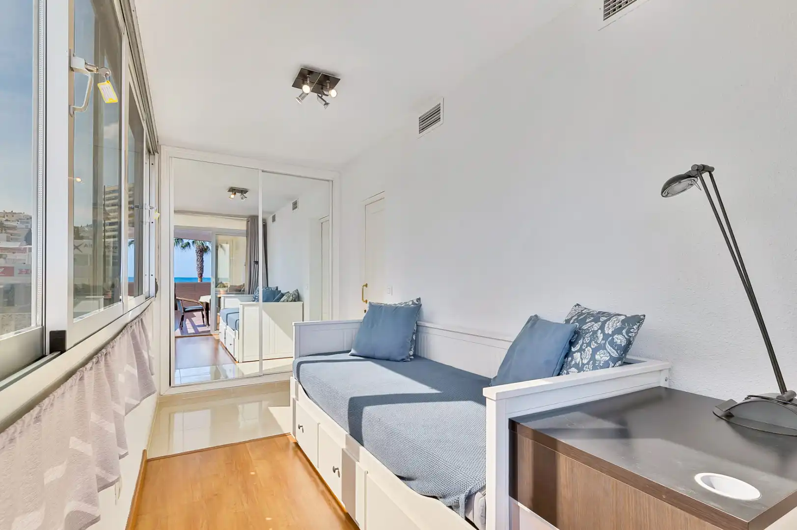 Bedroom of Apartments for sale in Fuengirola  with Terrace, Furnished and Internet