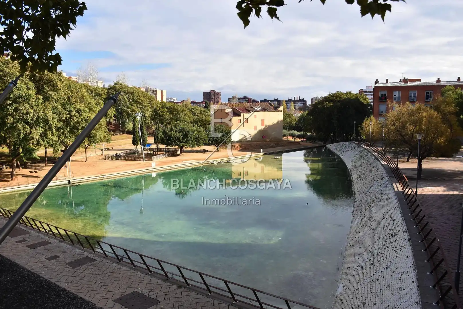 Local en venta en Passeig UNIVERSAL, Horta