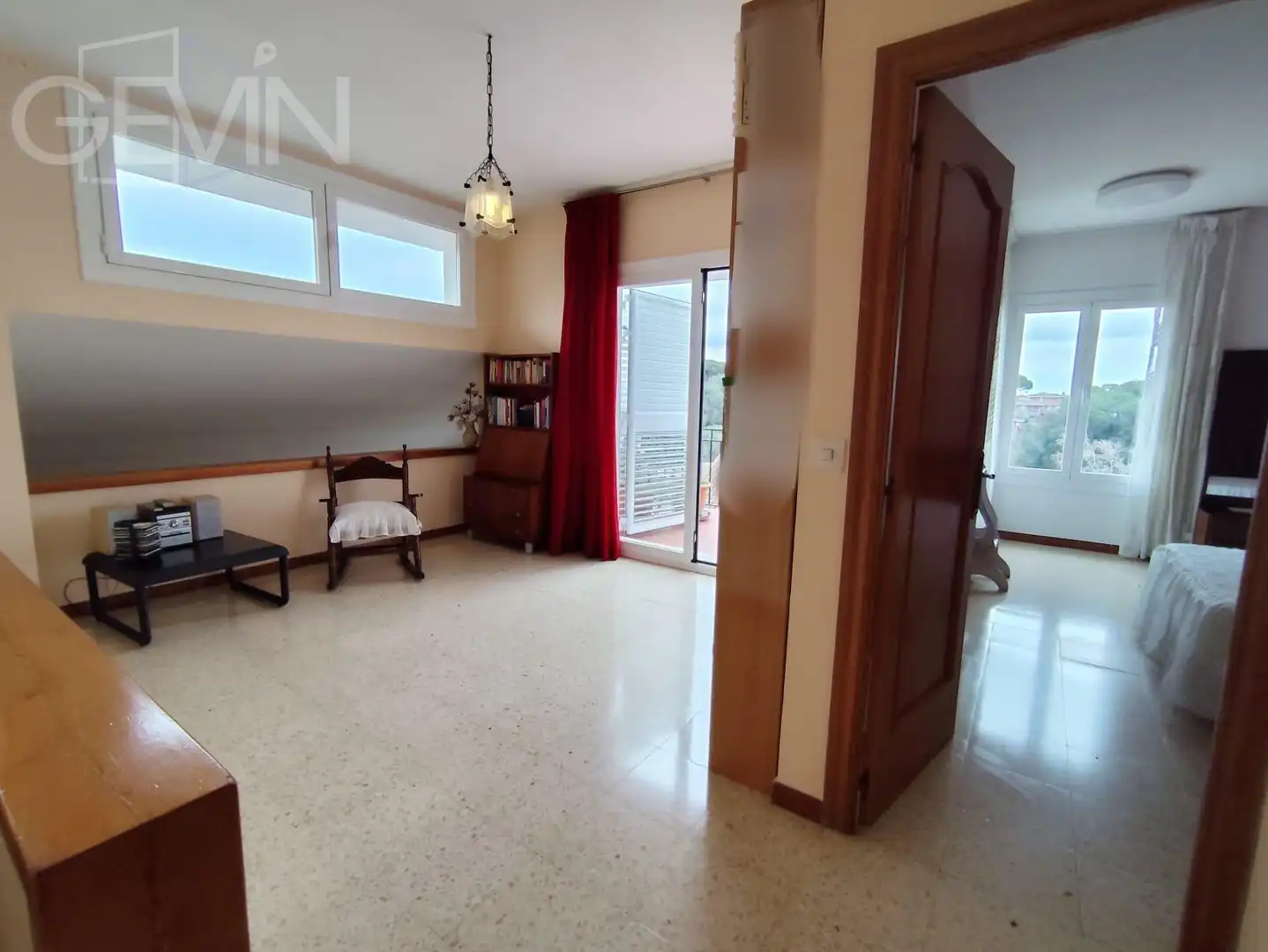 Sala d'estar de Casa o xalet en venda en Caldes de Montbui amb Aire condicionat, Calefacció i Jardí privat