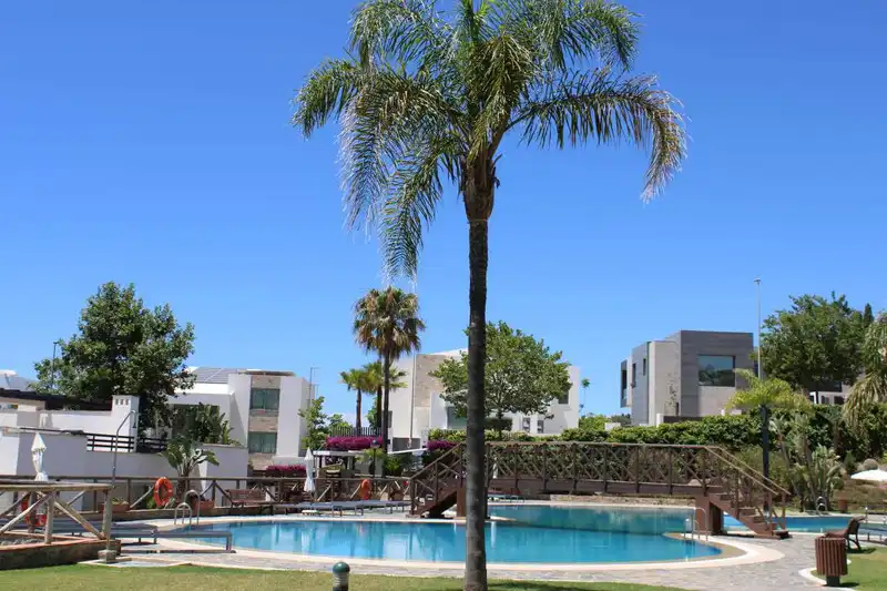 Reihenhaus mit Pool zum Verkauf in Las Chapas - El Rosario