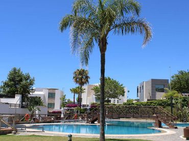 Terraced house with pool for sale in Las Chapas - El Rosario