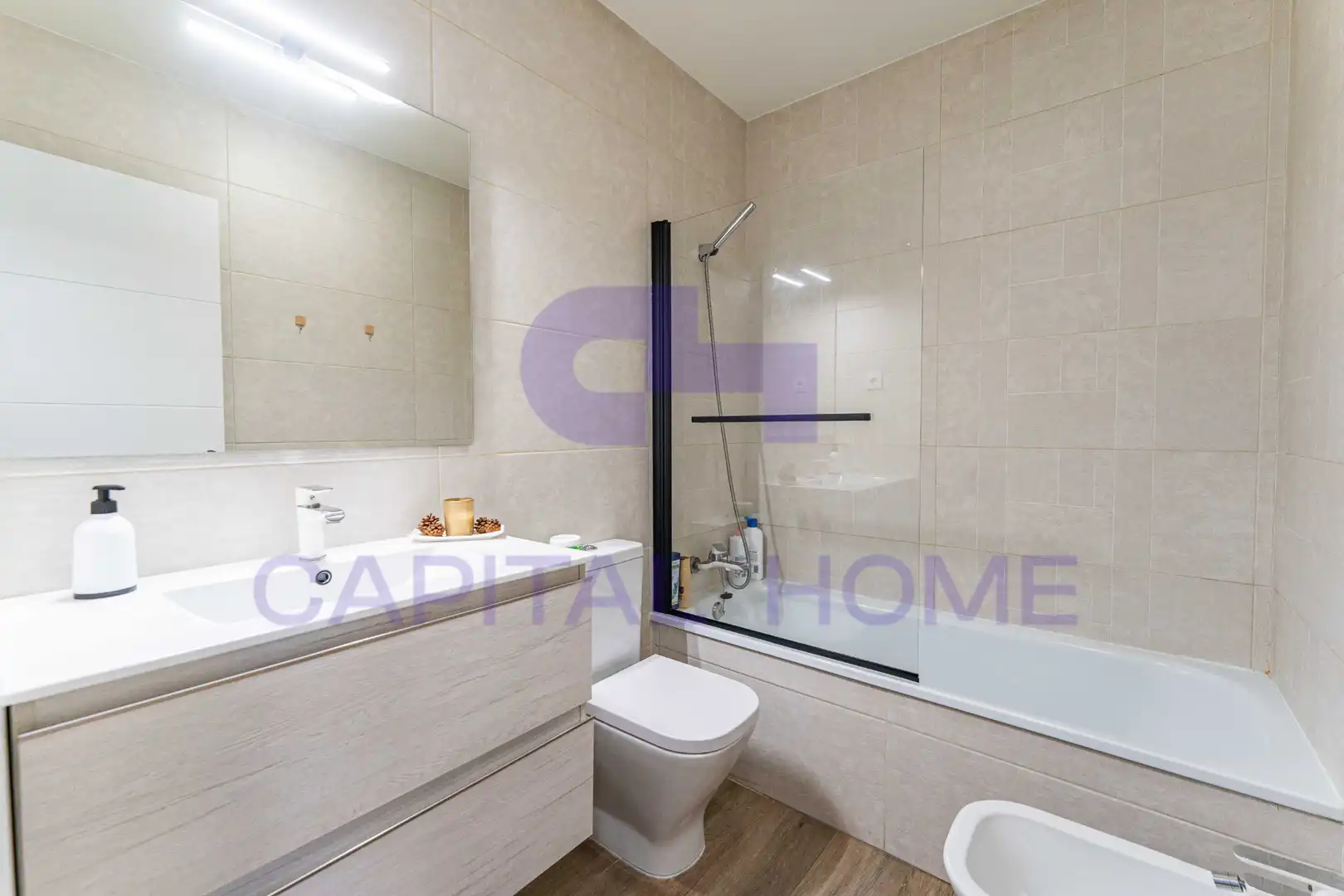 Baño de Dúplex en venta en Navalcarnero con Calefacción, Trastero y Amueblado