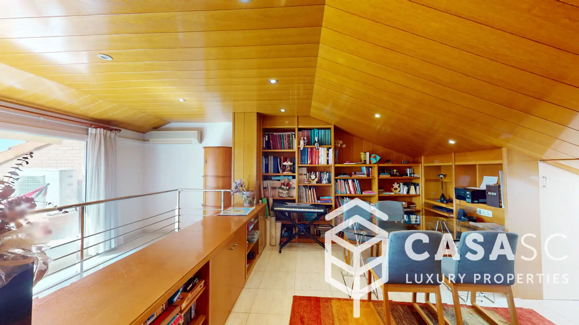 Attic for sale in Sant Cugat del Vallès  with Air Conditioner, Heating and Parquet flooring