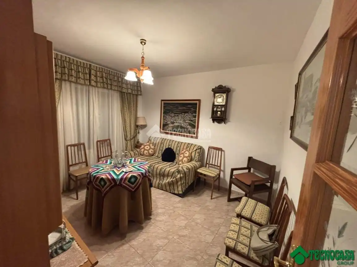 Sala de estar de Casa adosada en venta en Alcázar del Rey, Cuenca