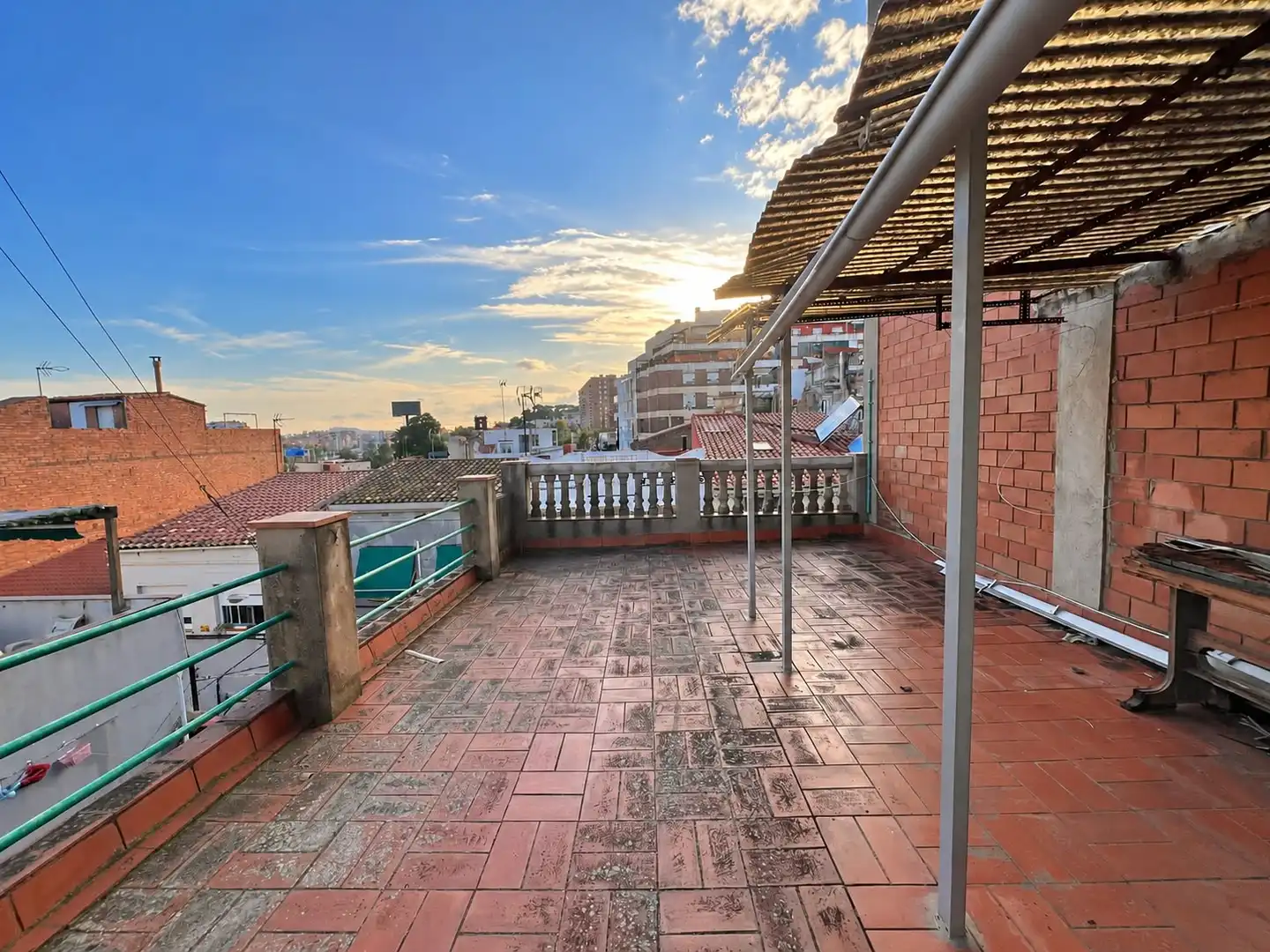Attico con terrazza in vendita a Carrer Góngora