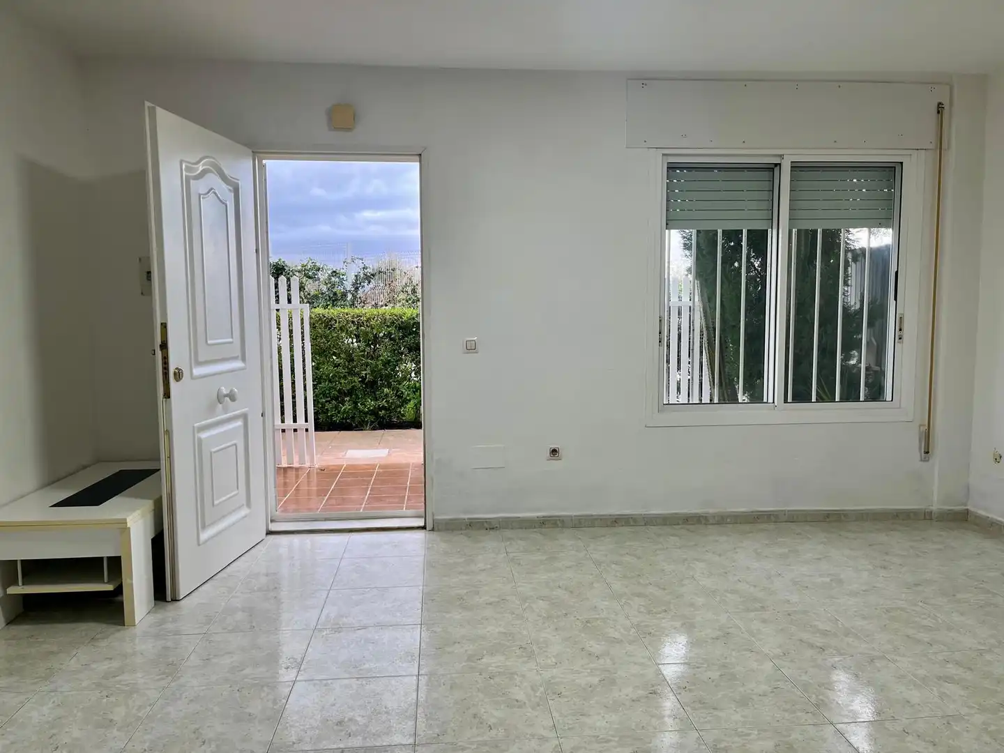 Terraced house with pool for sale in Calle Mateo Núñez, imagen 3