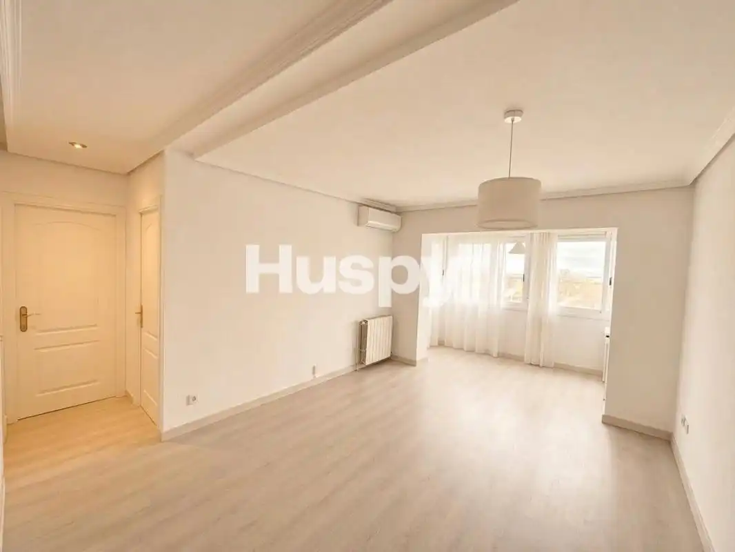 Flat with lift for sale in Hortaleza