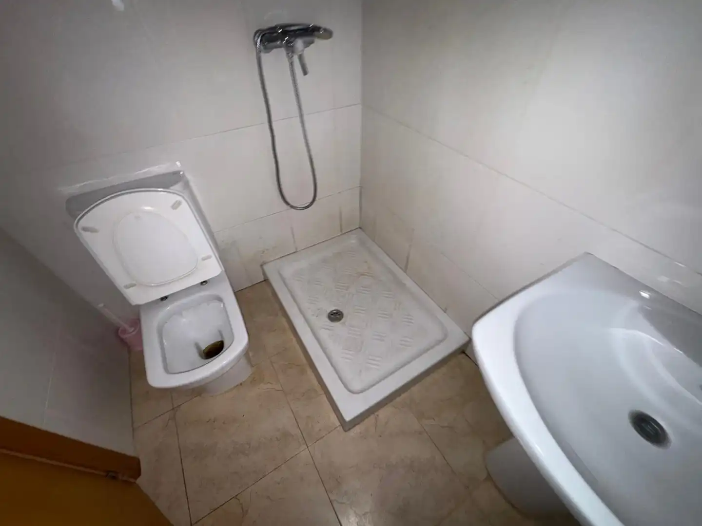 Baño de Piso en venta en Zona Hospital