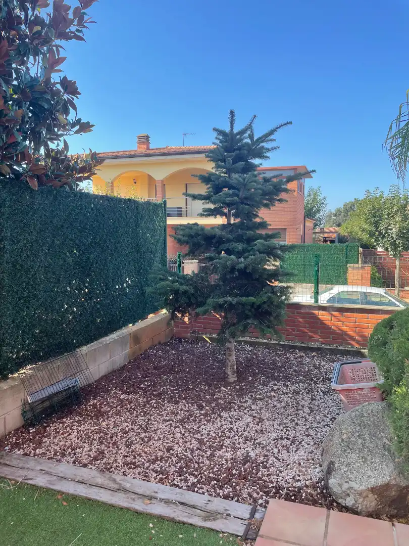 Jardín de Casa o chalet en venta en Llambilles con Aire acondicionado, Calefacción y Jardín privado