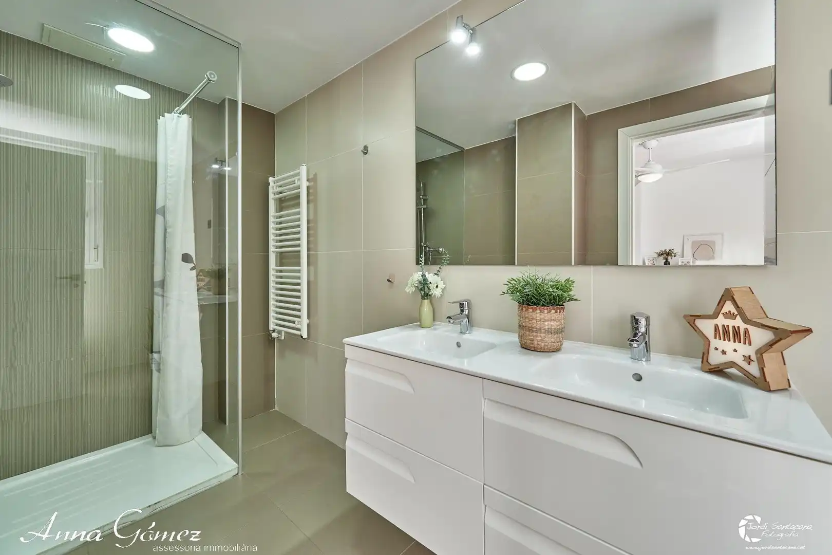 Bathroom of Flat for sale in Calafell  with Heating and Community pool