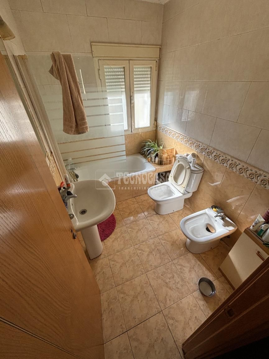 Bany de Pis en venda en  Madrid Capital