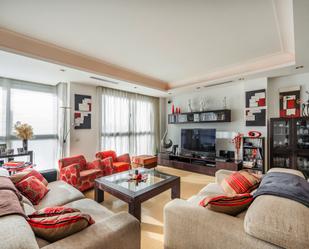 Living room of Flat for sale in  Madrid Capital  with Terrace and Storage room