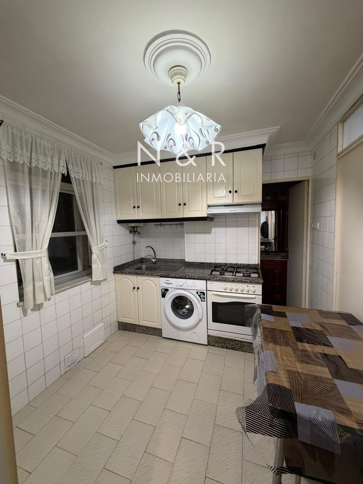 Kitchen of Flat for sale in Santiago de Compostela   with Heating and Furnished