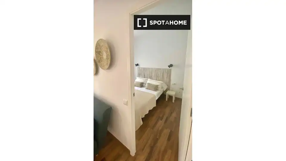 Piso con terraza en alquiler en Ciutat Vella, imagen 4
