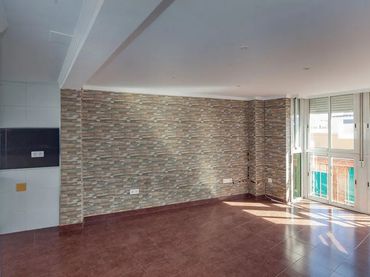 Wohnung mit Balkon zum Verkauf in Calle Federico Maicas 10