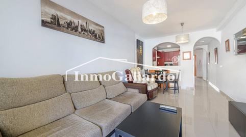 Foto 4 de Pis en venda a Torre de Benagalbón, Málaga