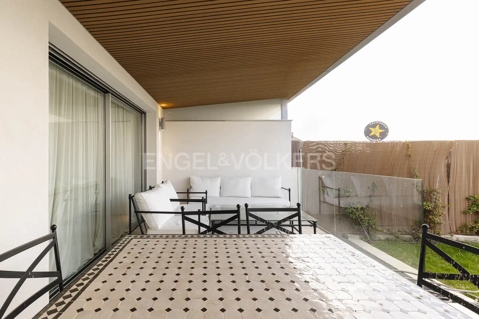 Terrassa de Apartament de lloguer en Boadilla del Monte amb Aire condicionat, Calefacció i Jardí privat