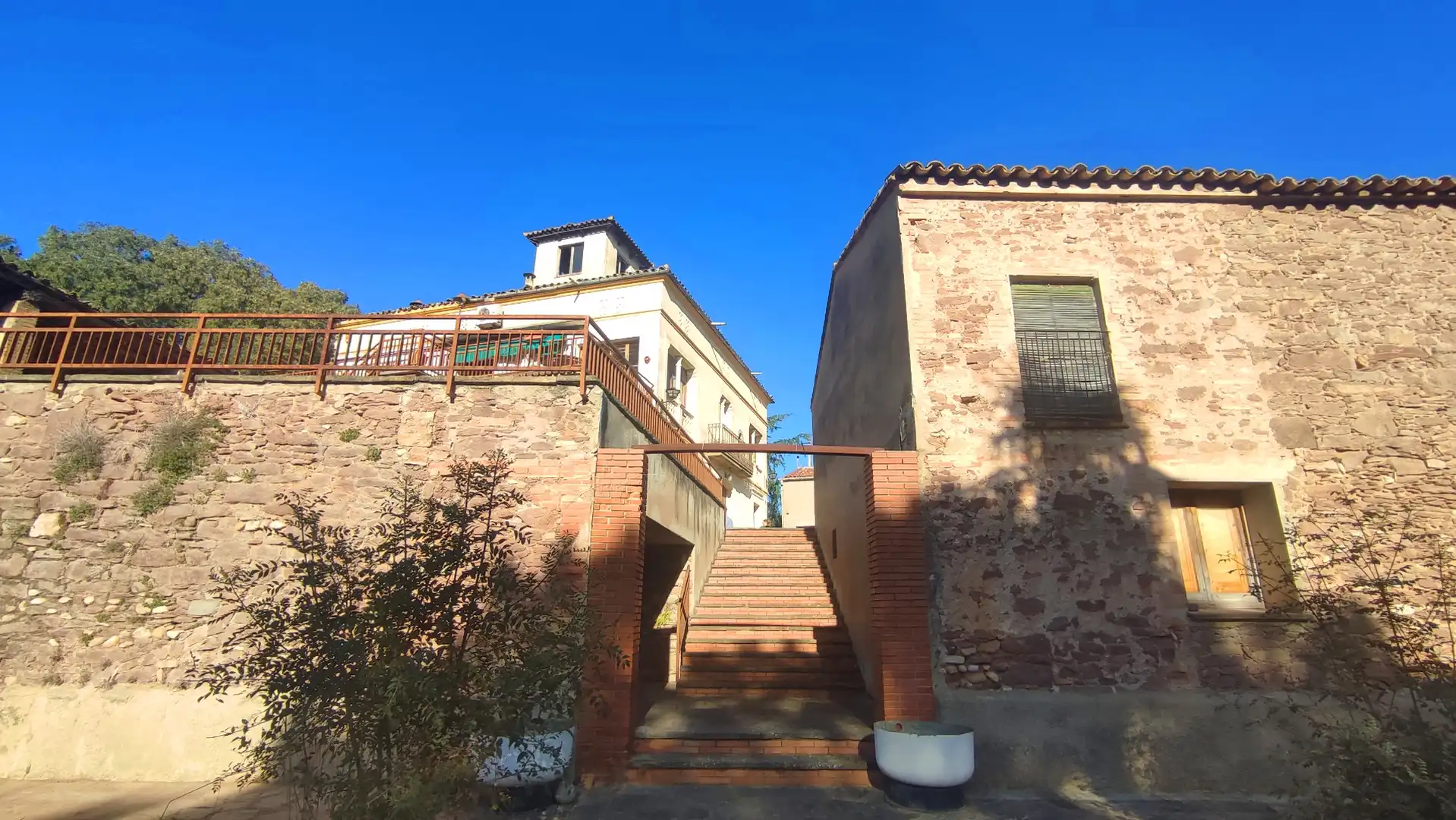 Vista exterior de Finca rústica en venta en Manresa con Calefacción, Jardín privado y Terraza