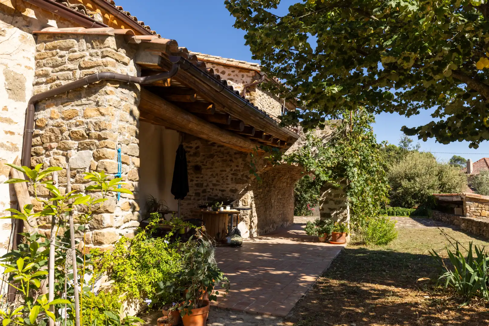 Außenansicht von Country house zum Verkauf in Sant Martí de Llémena mit Klimaanlage, Heizung und Privatgarten
