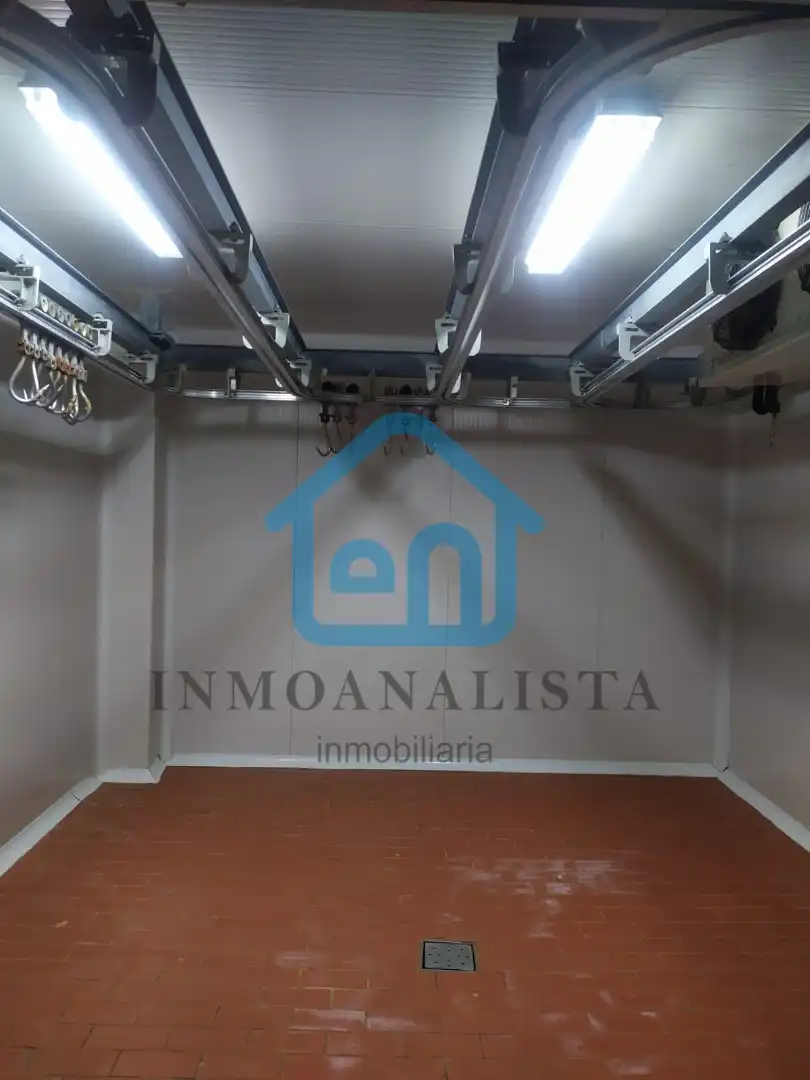 Nave industrial en venta en Utiel con Alarma