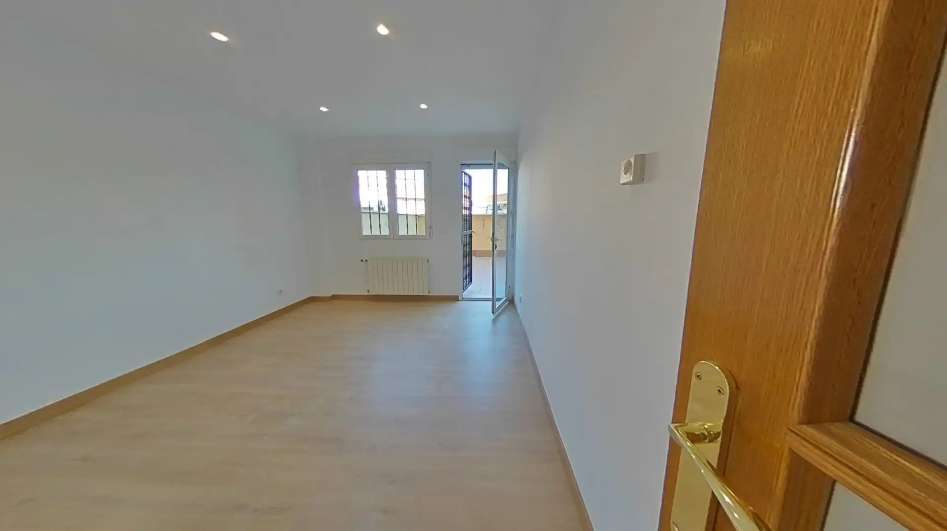 Habitación de Piso en venta en Madrid con Aire acondicionado y Calefacción