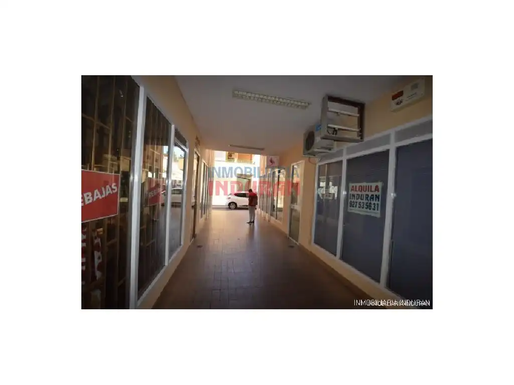 Gewerbefläche zum Verkauf in Navalmoral de la Mata, imagen 9