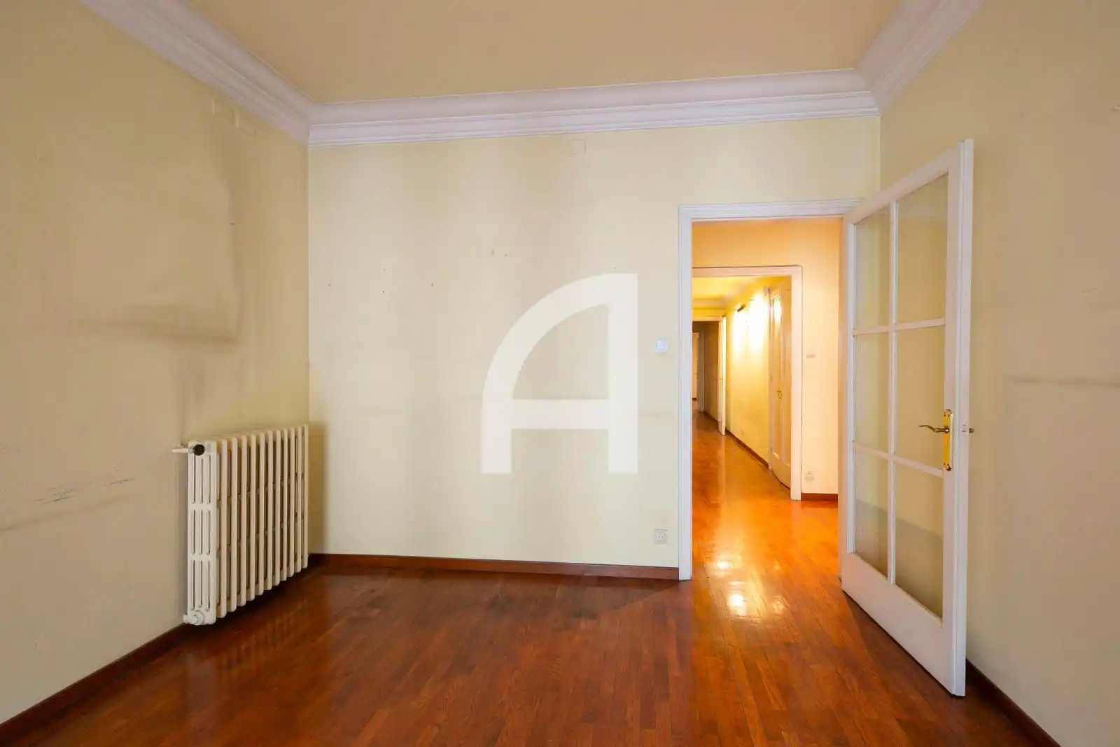 Bedroom of Flat for sale in Barcelona  with Heating, Parquet flooring and Terrace