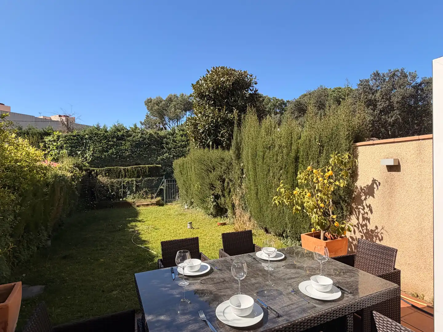 Jardí de Casa adosada en venda en Sant Feliu de Guíxols amb Calefacció, Jardí privat i Piscina