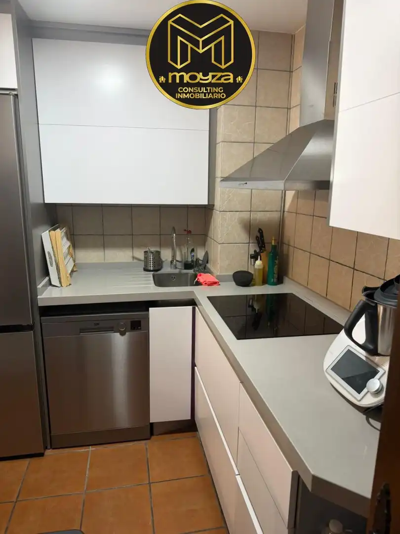 Kitchen of Flat for sale in Baeza, Jaén