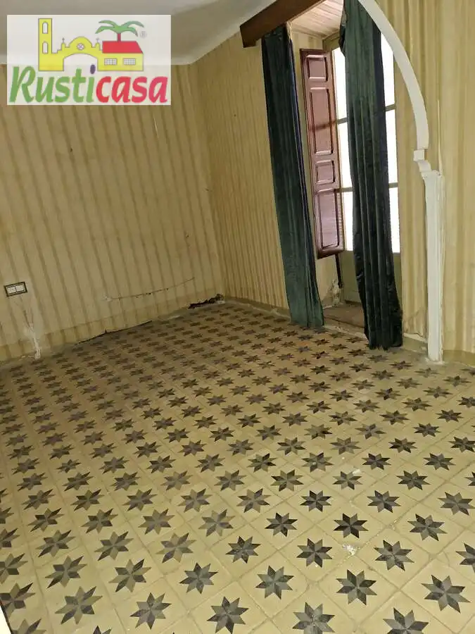 Casa o xalet en venda en Linares amb Terrassa, Moblat i Balcó