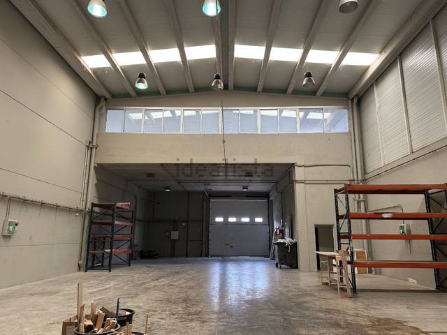 Nave industrial en Alquiler en xarel.lo en Cervelló
