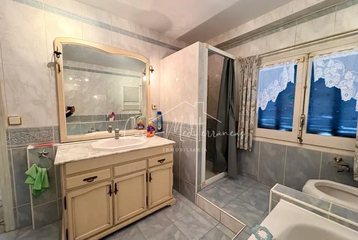 Baño de Casa o chalet en venta en L'Ametlla de Mar  con Aire acondicionado, Calefacción y Jardín privado