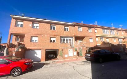 Vista exterior de Casa o xalet en venda en Colmenar Viejo amb Aire condicionat