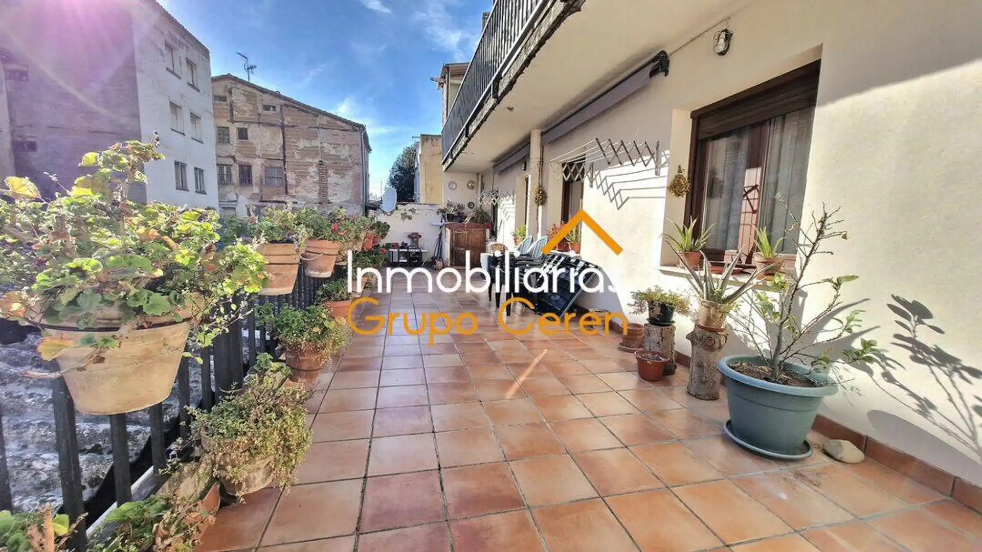 Vista exterior de Piso en venta en Santo Domingo de la Calzada con Calefacción, Terraza y Trastero