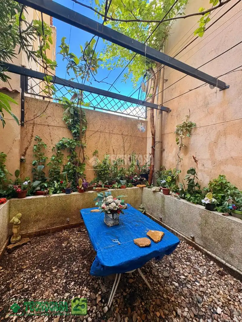 Jardín de Casa adosada en venta en Lillo con Calefacción