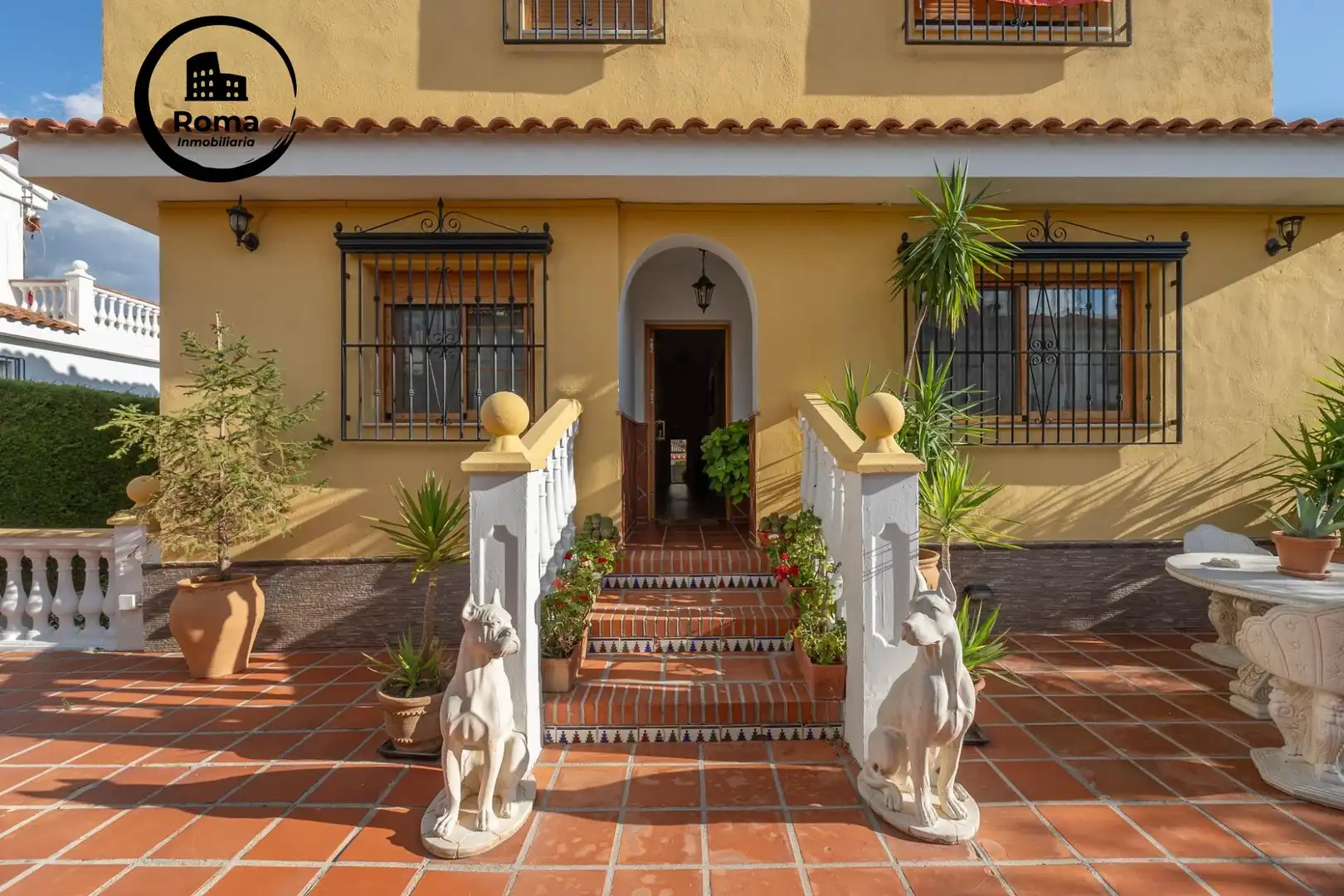 Villa avec piscine à vendre à Pinos Genil