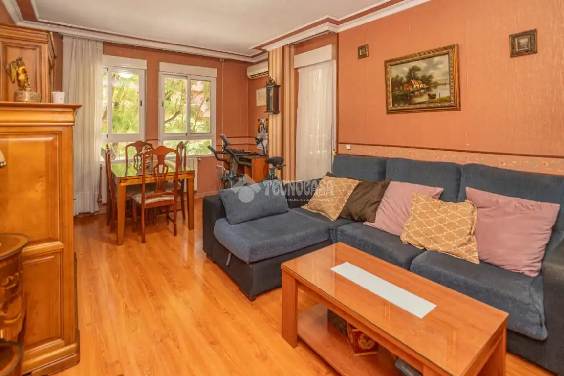 Sala de estar de Piso en venta en Linares con Aire acondicionado y Calefacción