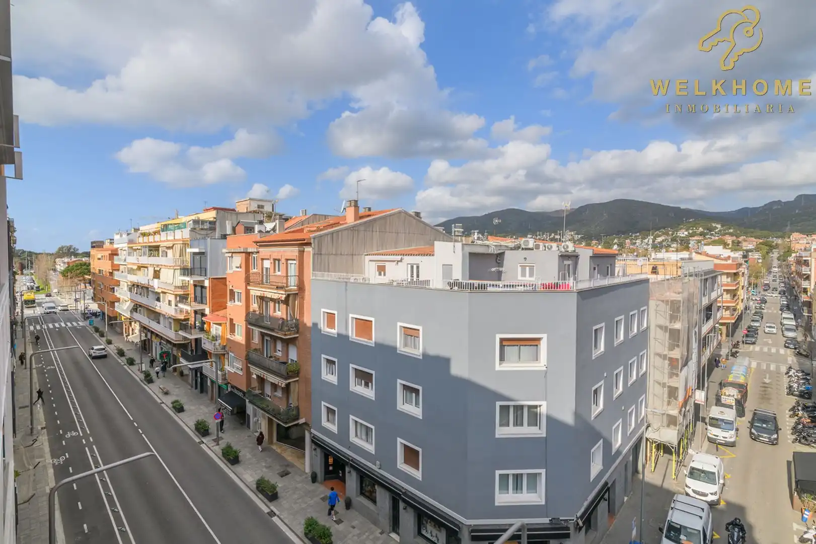 Vista exterior de Pis en venda en Castelldefels amb Aire condicionat i Terrassa