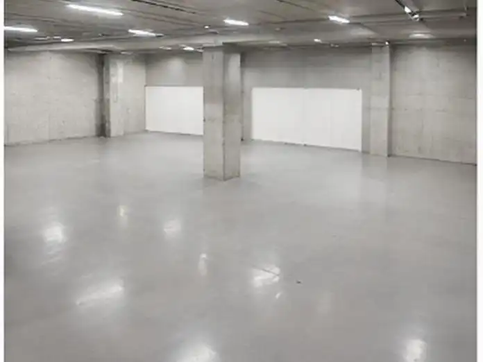 Commercial properties for rent in Alcalá de Henares  with Air Conditioner, Heating and Alarm