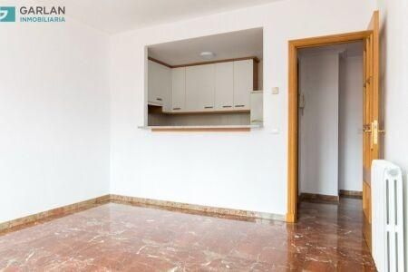 Cocina de Piso en venta en  Zaragoza Capital con Calefacción, Terraza y Balcón