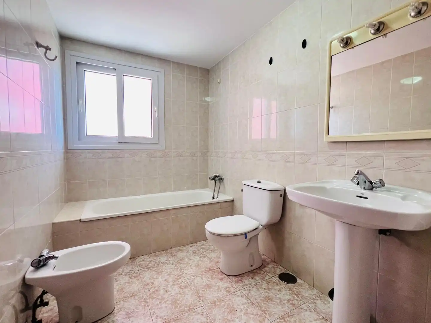 Bathroom of Attic for sale in Algeciras  with Terrace