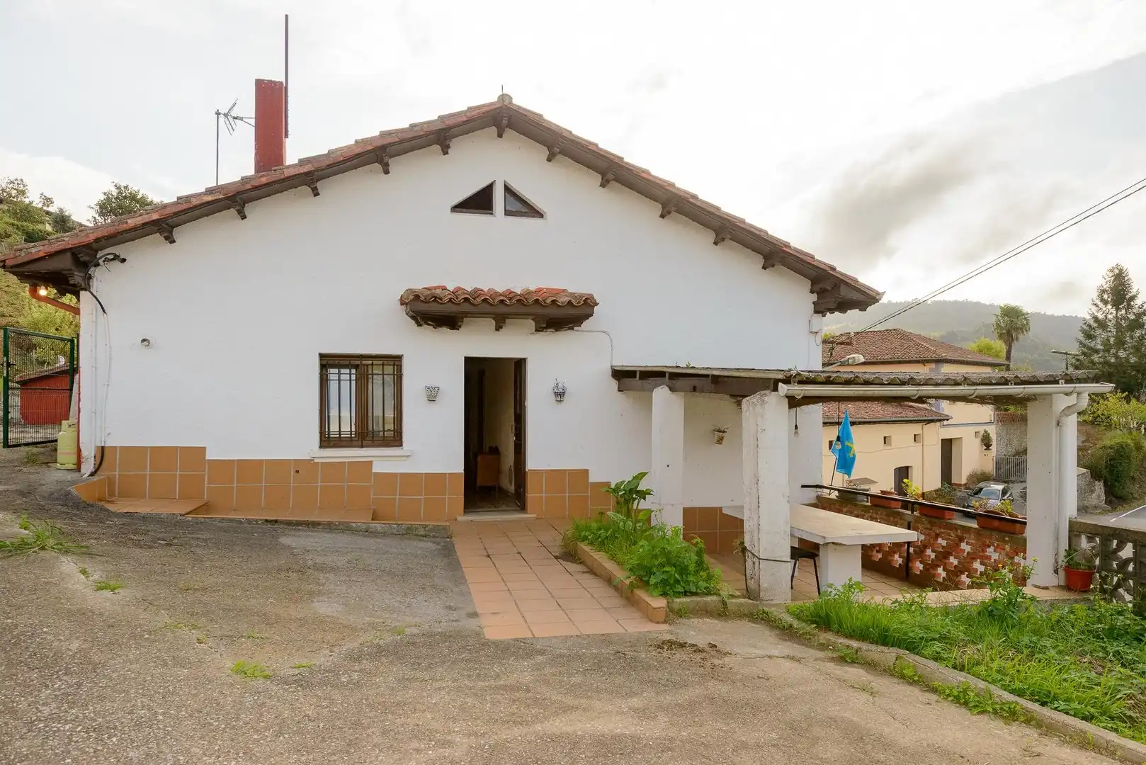Vista exterior de Casa o xalet en venda en Quintes - Arroes