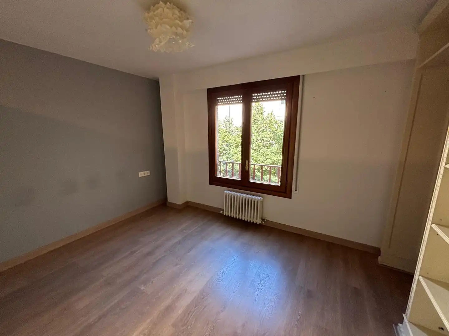 Habitación de Piso de alquiler en Zaragoza con Calefacción, Parquet y Horno