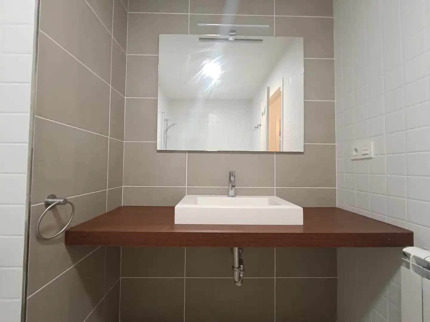 Baño de Piso en venta en Pontevedra Capital  con Calefacción, Horno y Microondas