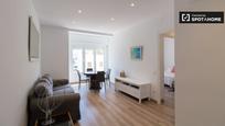 Living room of Flat to rent in  Barcelona Capital  with Air Conditioner, Heating and Furnished