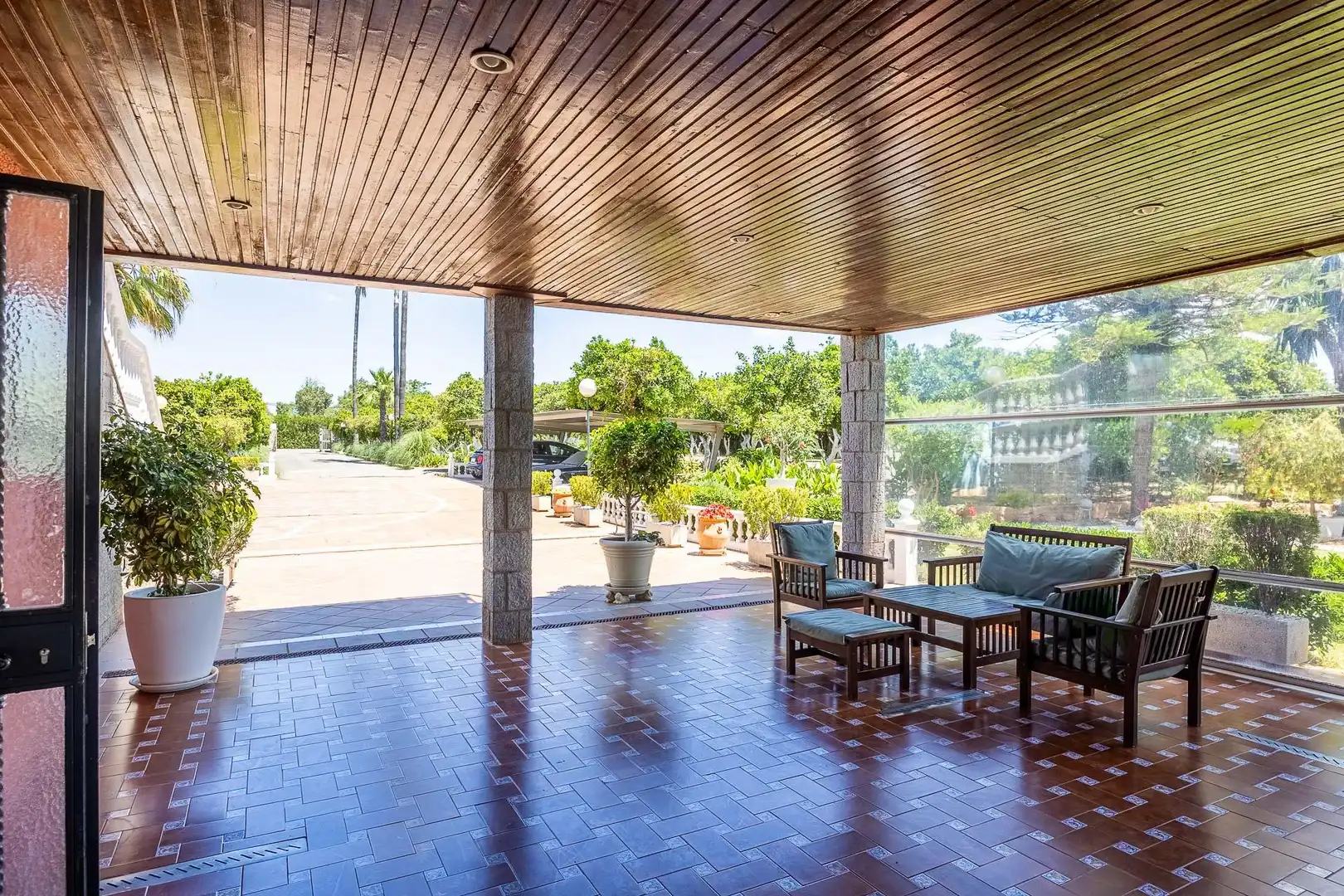 Terraza de Finca rústica en venta en Sanlúcar la Mayor con Calefacción, Jardín privado y Terraza